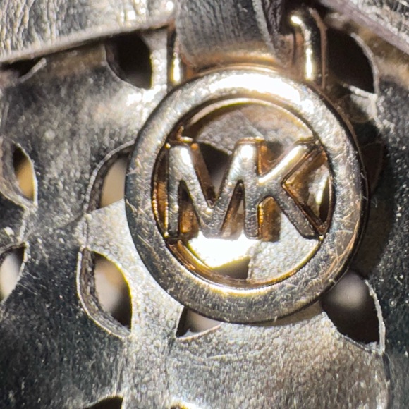 Michael KORS Olivia perforated GOLD ballet flats women’s shoes size 9 - Picture 17 of 17